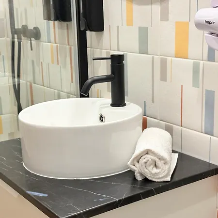 Moret Art Flats Trendy East 4* Paris