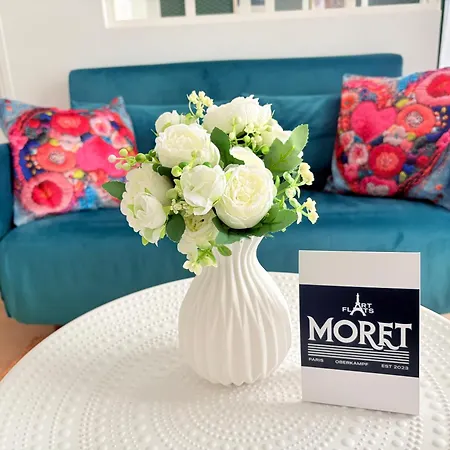 Moret Art Flats Trendy East 4*
