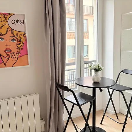 Moret Art Flats Trendy East 4*